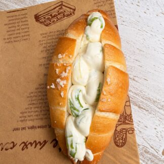 Scallion Cream Cheese Salt Bread